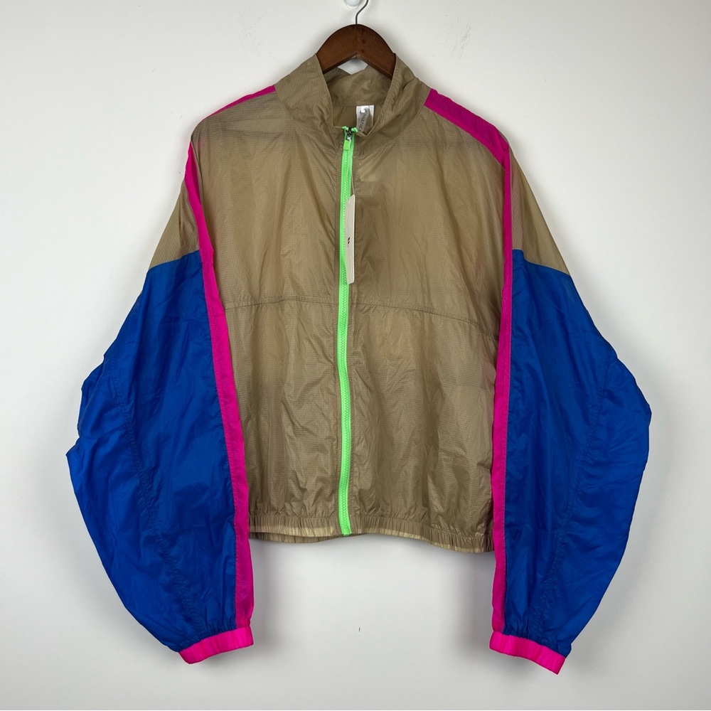 Fabletics Color Block Lightweight Wind Breaker Women’s 2X NWT boxy Jacket 0433